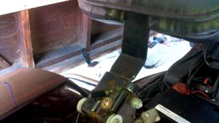 How to remove an adjustable backrest from a Harley Davidson