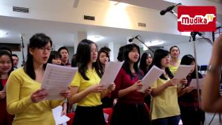 Mudika Melbourne Choir - My Redeemer Lives