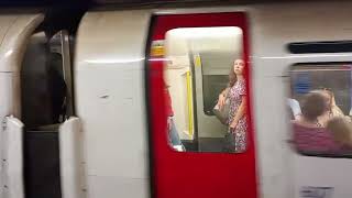 Piccadilly Line arriving and departing Hyde Park Corner