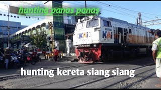 hunting kereta krl || kereta barang sore sore panas banget