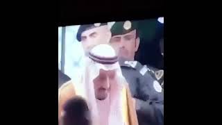 حارس الاتحاد فواز القرني يرد على الفيديو الذي انتشر له اثناء سلامه على الملك