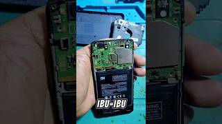 Biaya servis hp seadanya saja buat emak ini #videoshort #smartphone #servishp #tutorial