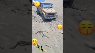 1990 Toyota Land Cruisers smuggling Irani Diesel to Balochistan | Iran Balochistan Border