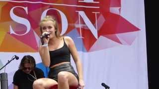 Zara Larsson - She's Not Me (Live, Bråvalla Festival, Norrköping, Sweden - 2015-06-27)