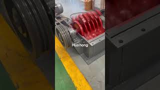 Smaller hammer crusher inner structure,test video#hammermill #hammercrusher #stonecrusher #crusher