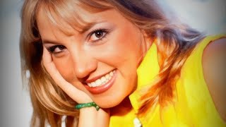 Britney Spears • Ayo