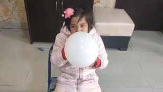 Science Experiment #3 : Static Electricity : Black Pepper Pick-up with Balloon |  Princess Ilisha