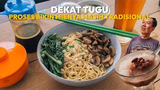 MIE AYAM DEKAT TUGU JOGJA ALA PALEMBANG ! ES KACANG MERAHNYA LANGGANAN SBY !