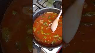 لعشاق البامية اجمد طاجن بامية باللحمة 🍲🥩 طعمه خرافيييييييي #food #cooking #اكسبلور