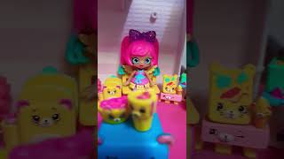 Miniatur shopkins edisi sekolah