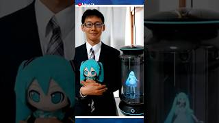 Se Casó con un Holograma de Hatsune Miku y ahora es el Primer Viudo Cibernético de la Historia