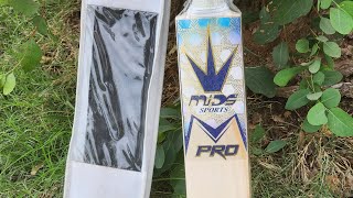 Mids Pro Cricket Bat #cricket #ukcricket #cricketbat #englishwillowbats #englishwillow #psl2024