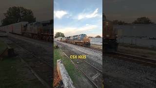 CSX I025 Autorack / Container / Piggyback Trailer Train in Athens #csx #ttx #athensalabama #train