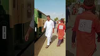 From Lahore Back To Karachi | Korakorum Express Swift Train | 3 pm -10.30 am | But Reaches At 11 am