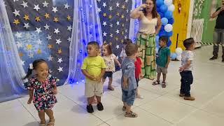 Apresentação final de ano do Davi na creche