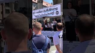 Reden beim Trauermarsch zum Erinnern an die Ermordeten des rassistischen OEZ-Anschlags