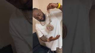 Davido Shows off His New Chain Worth Millions of Dollars #shorts #shortsfeed #shortsvideo #davido