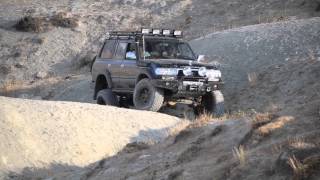 TOYOTA LAND CRUISER VX80 WITH ThE BEST WOMAN DRIVER