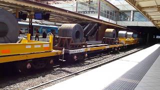 G536, G531 on Steel Freight Train through Flinders Street Station