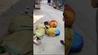 Giving Food To A Poor Woman | Helping Videos #shorts #helpingothers