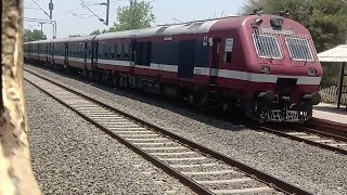 Indore Ratlam Demu Train||Demu train arrives LakshmiBainagar (indore)#viral #indianrailways#train