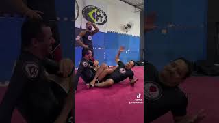 Jiu-jitsu zoeira Posição de jiu-jitsu nogi todos os dias @raelisonmello_atleta