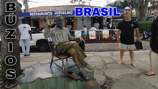 Passeando na Orla Bardot onde tem Restaurantes, Bares, Boates, Lojas, passeios de Buggy e Estátuas.