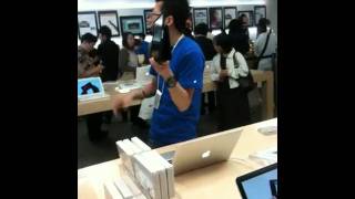 iPad Launch in Japan