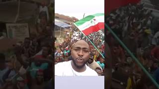 Davido: Davido Pulled Out Heavy Crowd Outside for His Uncle #shorts #shortsfeed #shortsvideo #davido