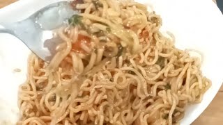 Simpal Maggi को Special कैसे बनाए??viralaglioolio Maggie#food#shots🤯😎 #thecrazyfoodmil