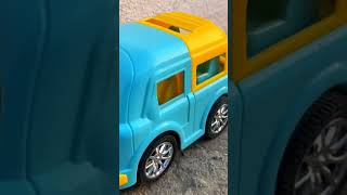 बच्चों हमने truck ko jcb से khicha और truck के wheel लिये #khilona #shorts #gadiwalacartoon