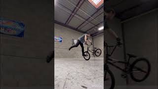 Bmx Switch Foot McCircle to Tailwhip 👊💯