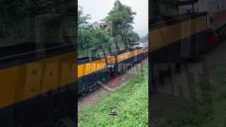 MOMEN KERETA API BARANG MENIKUNG DI DAERAH CICALENGKA #kai #keretaapi #keretaapiindonesia #railroad