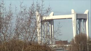 Mijn film wilhelminahaven vanaf een grote berg gezien in dordrecht