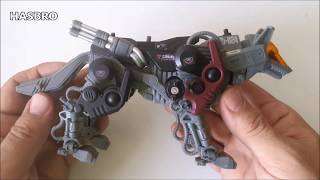 Command Wolf Irvine Model Kit. Figura de armar Zoids Comando Wolf variante Irvine, motor a cuerda.