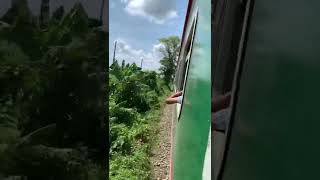 Iphone XSMAX train video 1080p 60fps