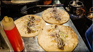 Chicken Kathi roll at Kolkata || Chicken Roll Recipe || Tawa Chicken Roll || Indian Street Food