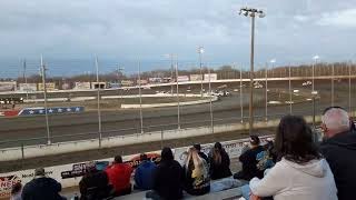 First Modified heat race 4/23/2022 at Bridgeport.