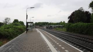 Arriva Limburg LINT 24+29 komen aan op Vierlingsbeek