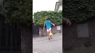 trick💯#shorts#trick#football#goals#viral#skills