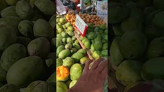 Buah Buahan Di Pasar