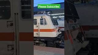 wap 7 of santragachi shed at howrah railway station | indian railways | train videos | trains