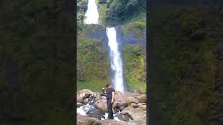 Ngopi dulu mase #shorts #waterfall #nature #airterjun #curug