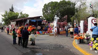 Día de Muertos en el Panteón Municipal Antiguo de Nuevo Laredo