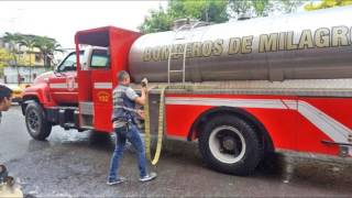 INCENDIO EN LA CALLE GUAYAQUIL ENTRE BOLIVAR Y PEDRO CARBO