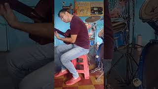 Se creé guitarrista