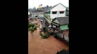 Banjir Sukanagara Viral