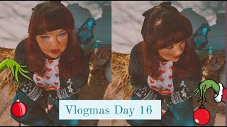 Vlogmas Day 16❄️ I BURNED MY FUDGE? + Getting Grinch Nails | scarlett april vlog🦋