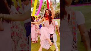 Urvashi Rautela celebrate Holi with friends | Urvashi dance party | holi special dance by Urvashi