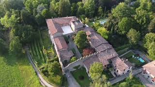 Castello di Monasterolo (Bg) visto dal drone